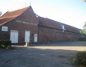 La ferme Dupire vue de la rue Decugis