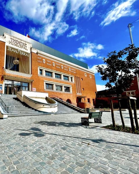 Théâtre Jean Ferrat