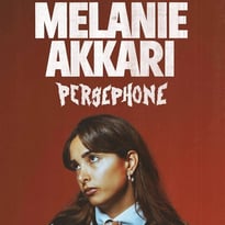 Mélanie Akkari dan Perséphone