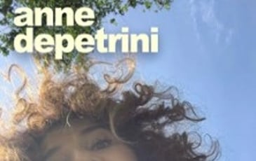 Anne Depetrini - À Côté