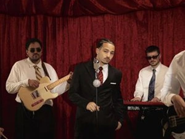 Theo Juice, Theo Juice and the Sexy Music Live Band