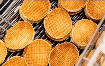 Visite de l'atelier de fabrication de Gaufres Fourrées de la Biscuiterie Eugène Blond