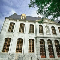 Visite guidée du Présidial, ancien palais de justice du XVIIIe siècle et de ses cachots