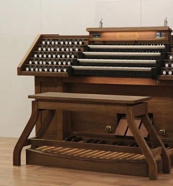Visite guidée du nouvel orgue numérique de l'église Saint-Amand par l'association des Amis des orgues