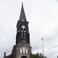 Visite découverte de l'ancienne église transformée en micro-cité artisanale et culturelle