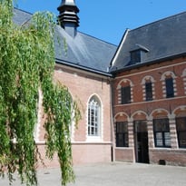 Partez à la découverte de lieux patrimoniaux transformés : hospice, brasserie, poste, usine textile… que sont-ils devenus ?