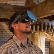 Visite virtuelle du Château et de l'église Saint-Pierre de Flers Bourg