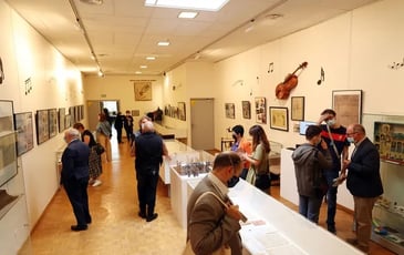 Visite du dépôt des Archives de Tourcoing et présentation de documents remarquables