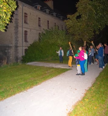 Balade nocturne, Chemin de Ronde