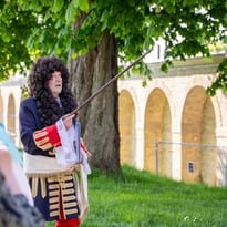 Visite guidée pédestre en compagnie de Monsieur Vauban