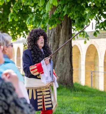 Visite guidée pédestre en compagnie de Monsieur Vauban