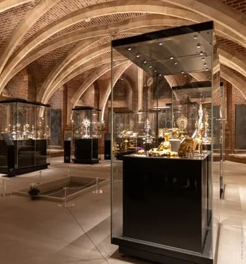 Visites guidées de la Crypte néogothique et du "Trésor" de la Cathédrale de Lille