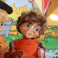 Automne la Course aux Champignons - spectacle de marionnettes pour enfants et familles