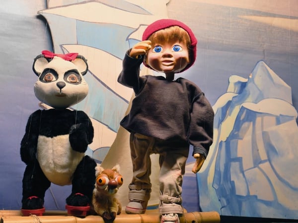 L'Île Flottante - spectacle de marionnettes pour enfants et familles