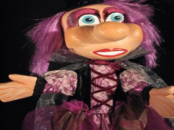 Violette la petite sorcière
