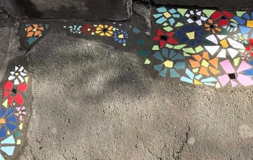 Ateliers créatifs "Sublimer les failles de notre environnement" avec Aude Cacheux, artiste plasticienne et Patricia Zygomalas, artiste mosaïste.