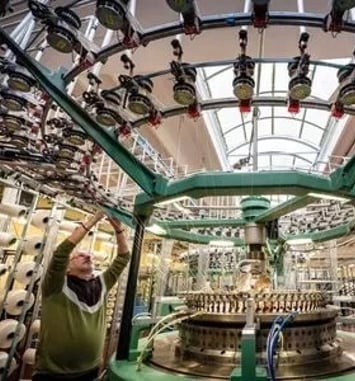 Visitez notre atelier : une immersion au cœur du Made in France