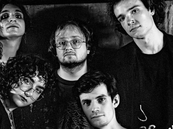 Feldup & The Showerheads