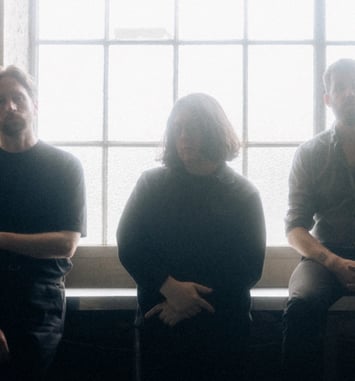 Gilla Band, makeshift art Bar