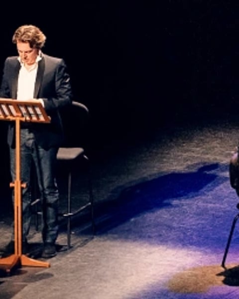 Je n’aime pas le classique mais avec Alex Vizorek j’aime bien !