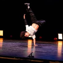 Joga Bonito - Le Block · Centre Chorégraphique National de Rillieux-la-Pape (CCNR)