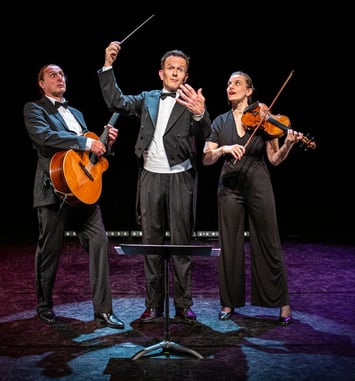 Trois, Quatre 2 - Eh bien, dansons maintenant ! Un spectacle musical écrit par Jean-Christophe Cheneval